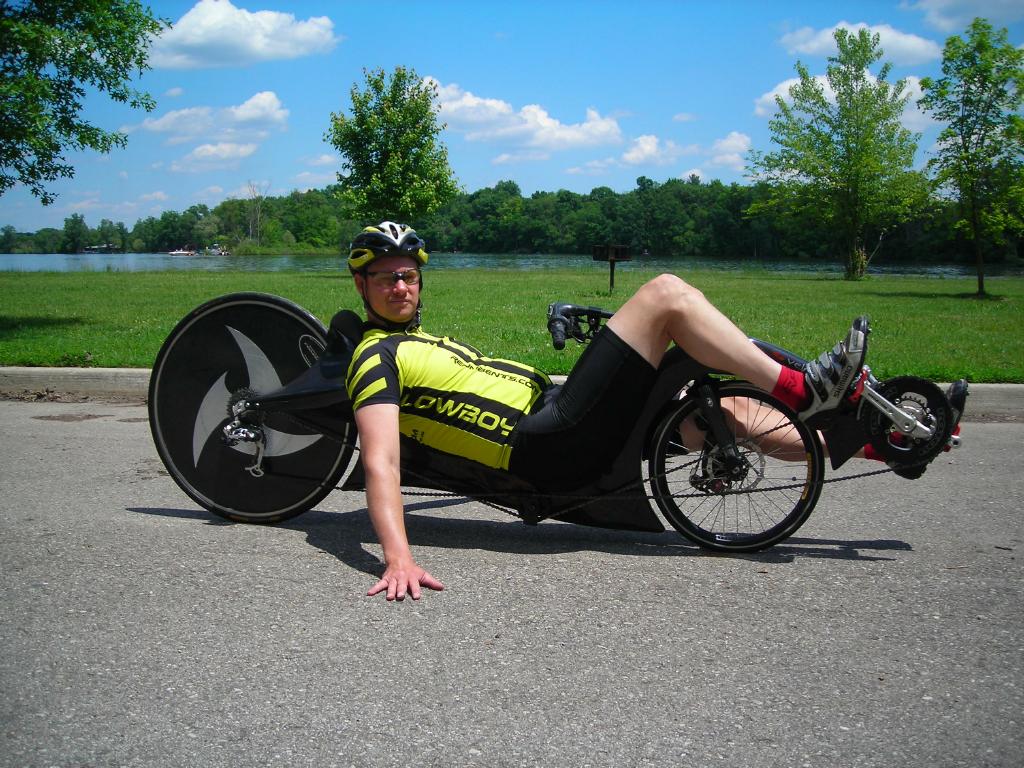 recumbent racing bike